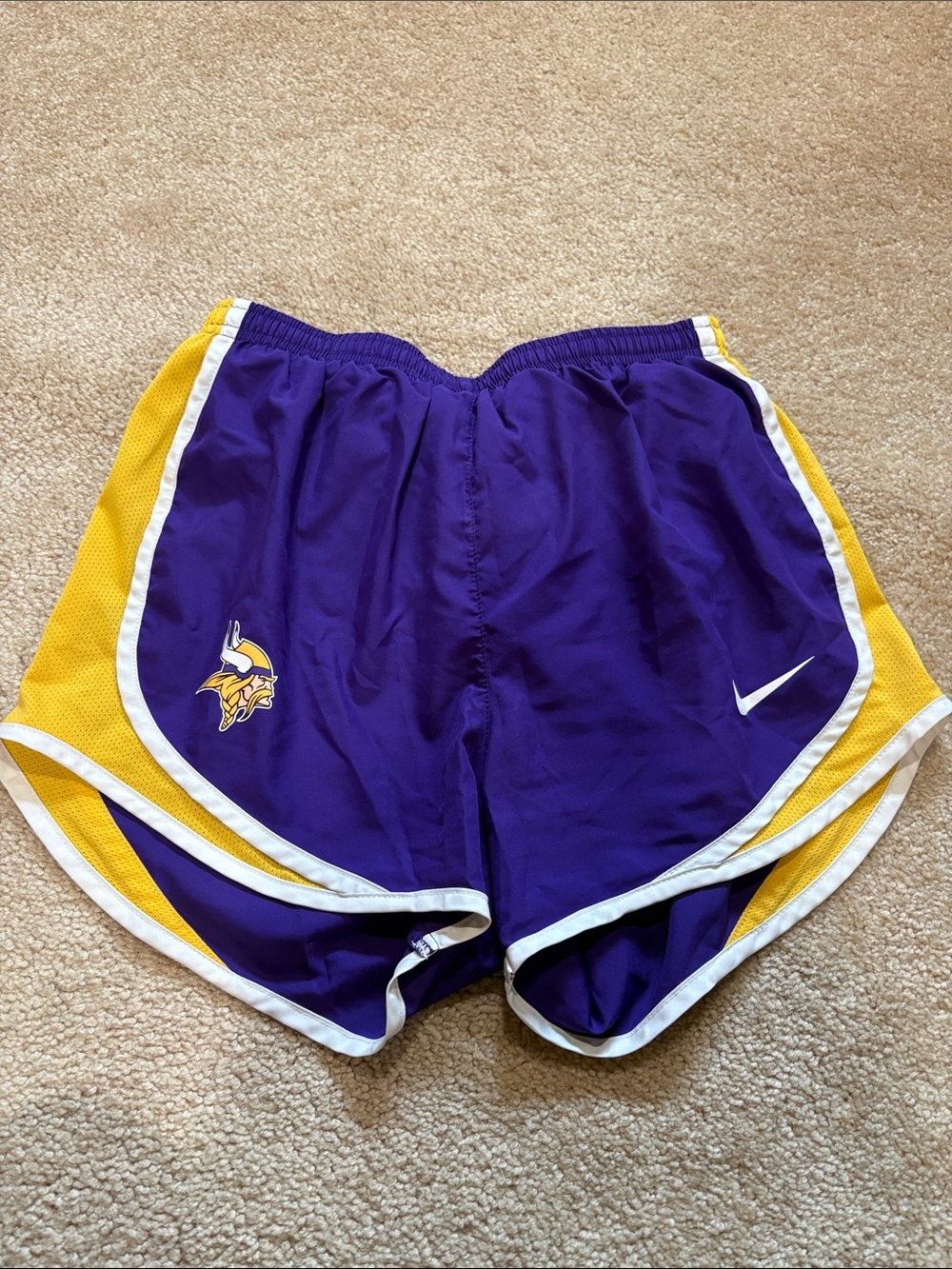 Nike Tempo Shorts MN Vikings